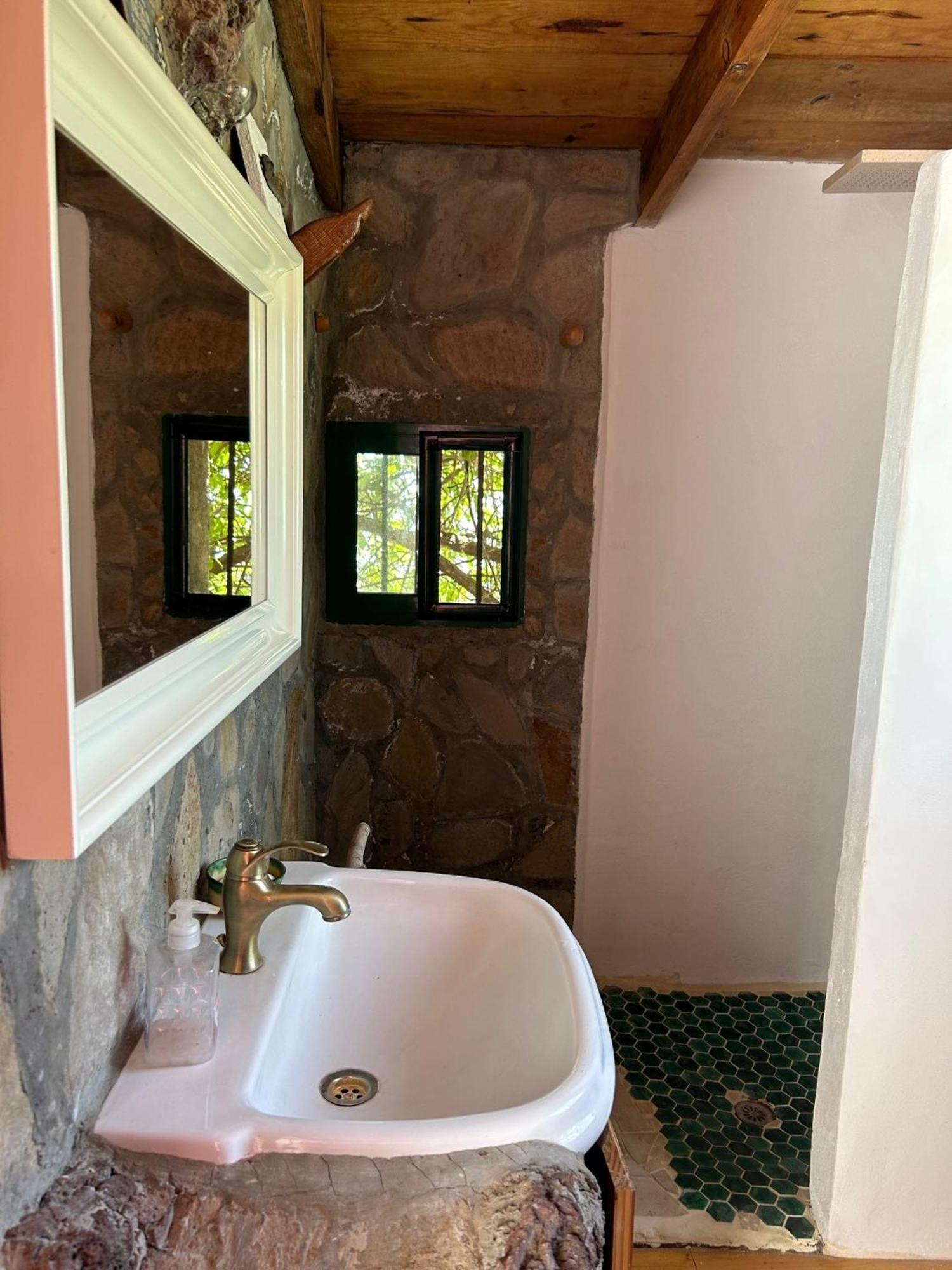 Lilly'S Finca - Romantischter Rueckzugsort - Pool 维拉弗洛尔 外观 照片